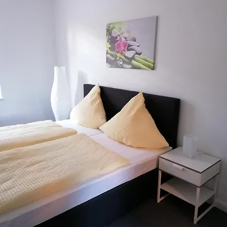 Sleep & Living Ehem Bonaloca *