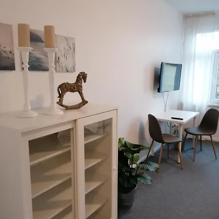 Sleep & Living Ehem Bonaloca Апартаменты Ашерслебен