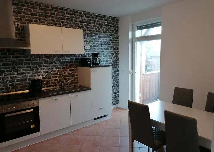 Sleep & Living Ehem Bonaloca *